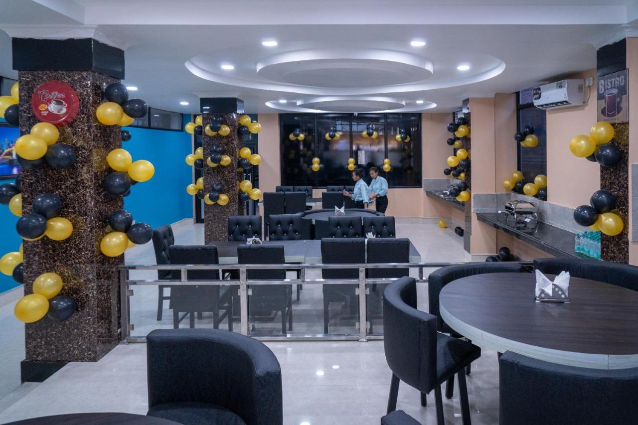 The Four Season Hotel Dimāpur エクステリア 写真