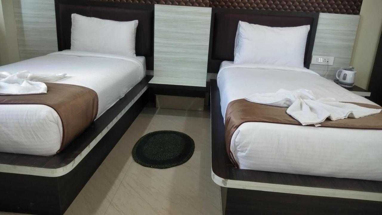 The Four Season Hotel Dimāpur エクステリア 写真